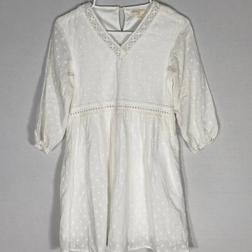 Chelsea & Violet White Textured Girl's Dress Size Medium
